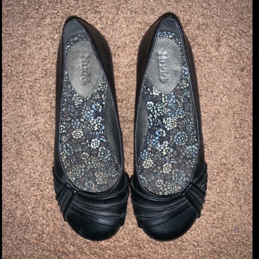 Mudd simple black ballet flats